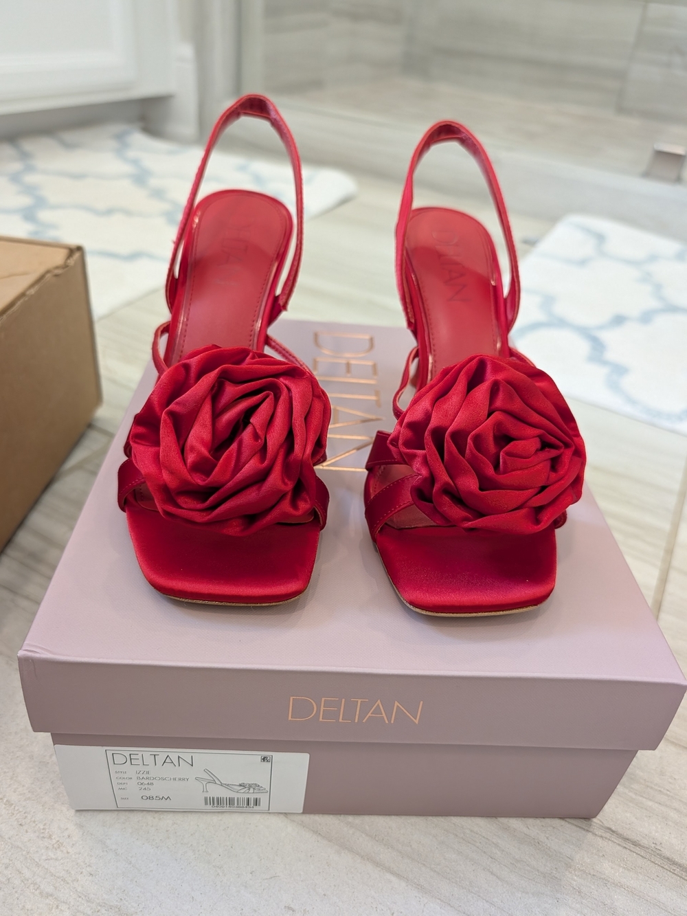 Deltan Izzie Cherry Red Satin Rose-Accent Slingback Heels. 8.5 New